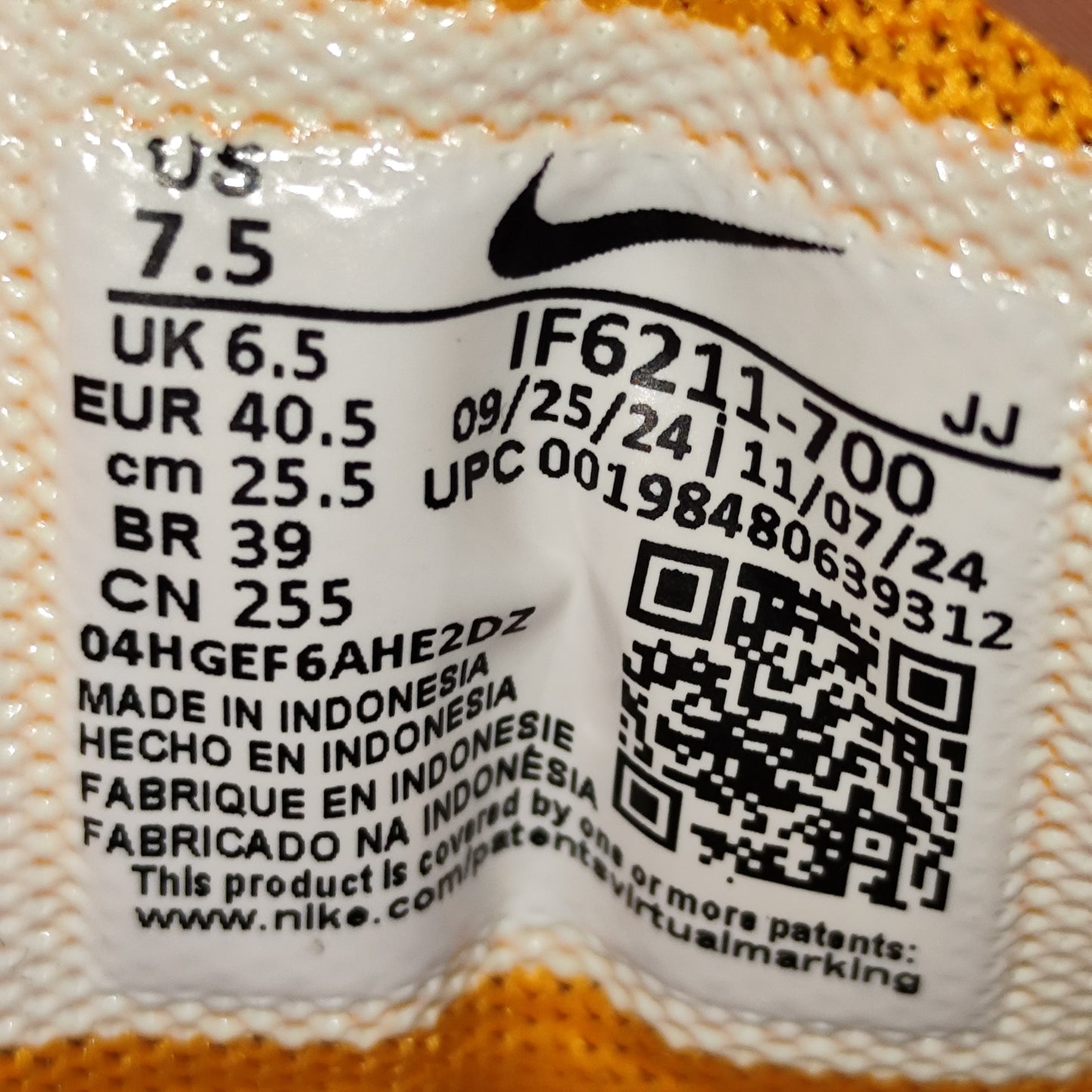 Talla 40.5 Zoom Vomero 5 Sundial