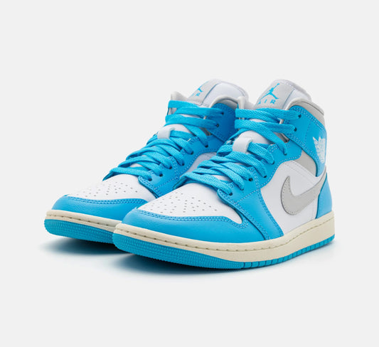 Talla 44 Jordan 1 Mid