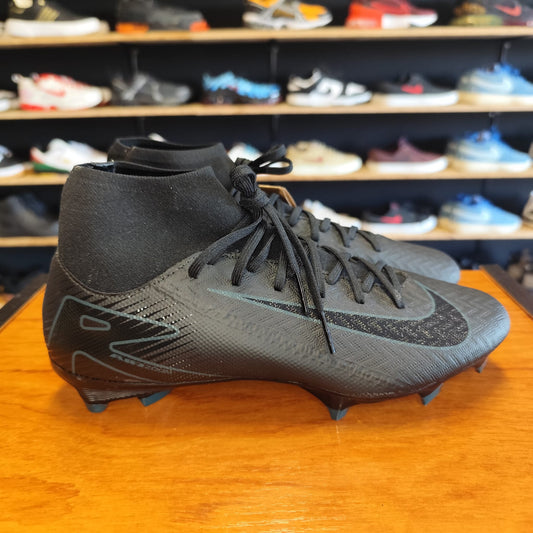 Talla 39 Nike Mercurial Superfly 10 Academy FG/MG