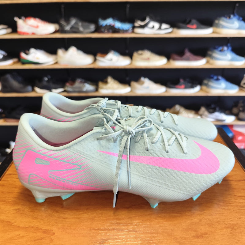 Talla 45 Nike Zoom Mercurial Vapor 16 Academy FG/MG Nike