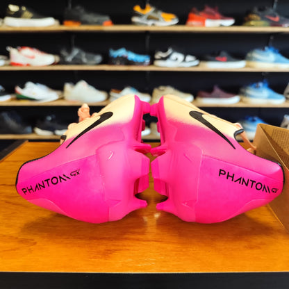 Talla 39 Nike Phantom GX II Academy FG/MG