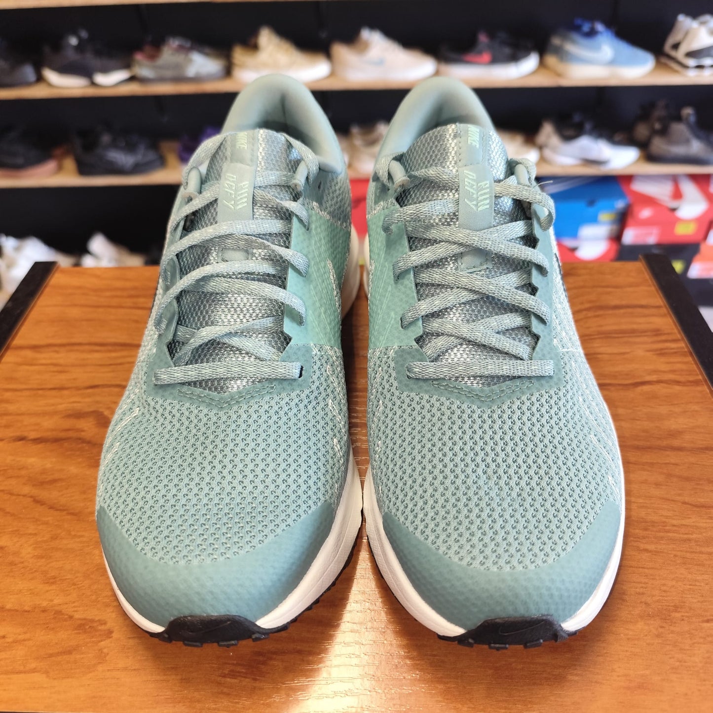 Talla 42 Nike Run Defy