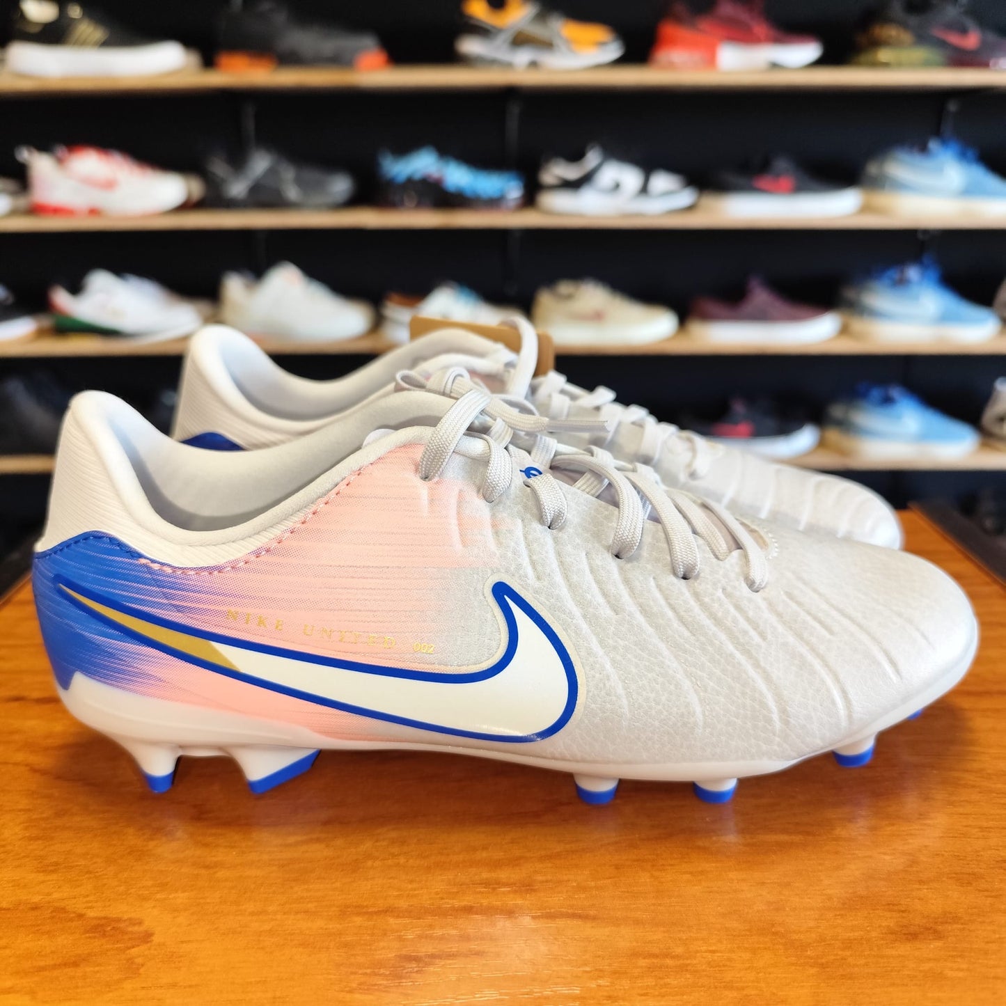 Talla 39 Nike Phantom GX II Academy FG/MG