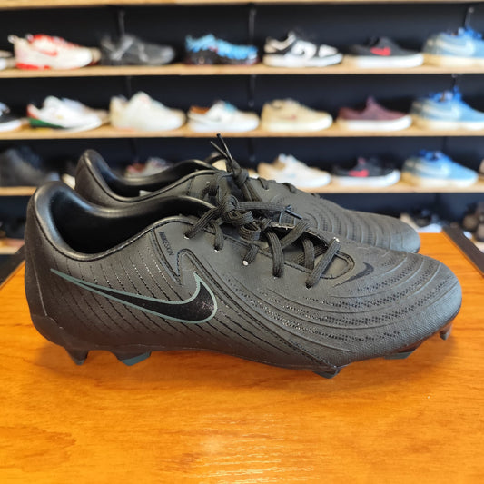 Talla 40.5 Nike Phantom GX II Academy FG/MG