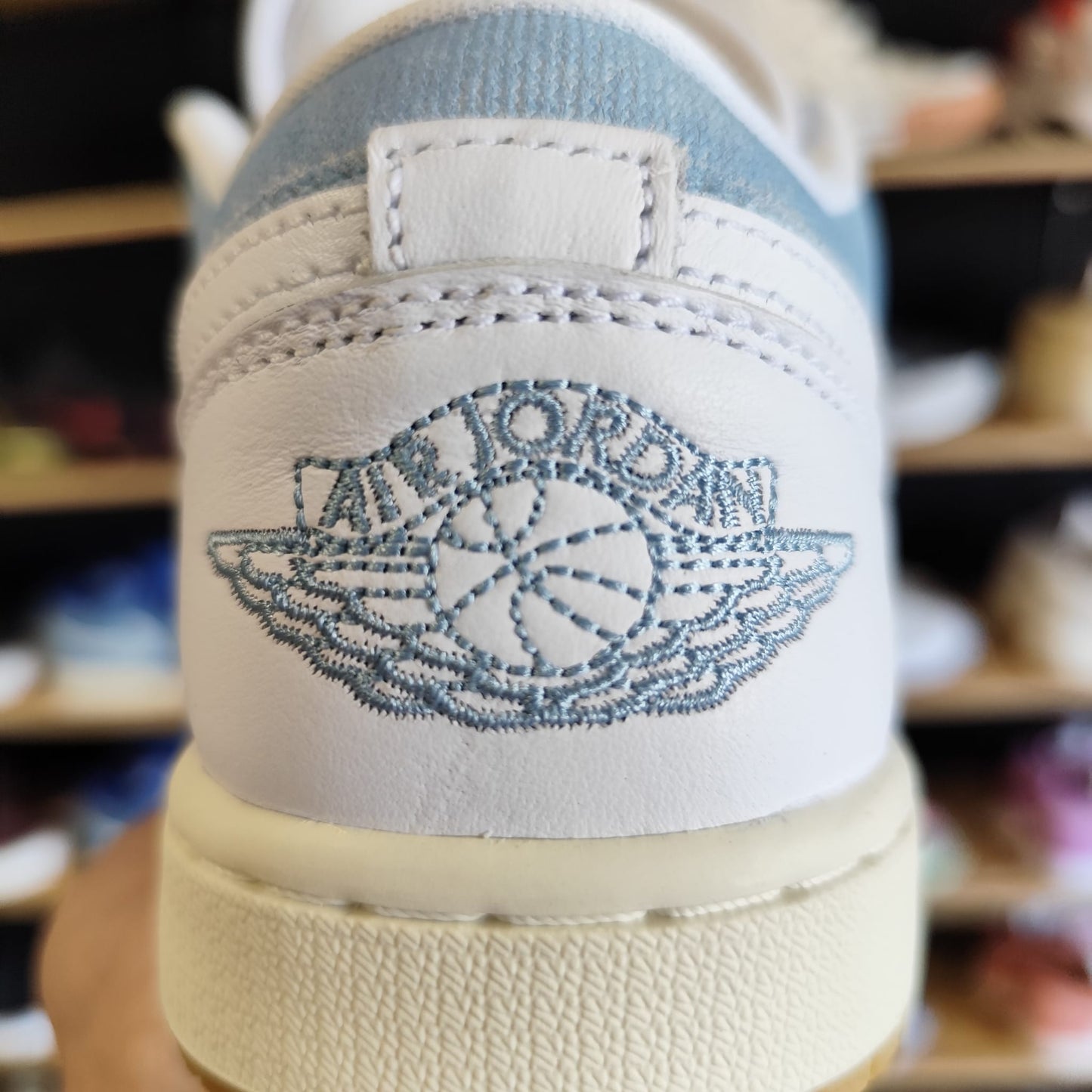Talla 40 Jordan 1 Low Edición Especial