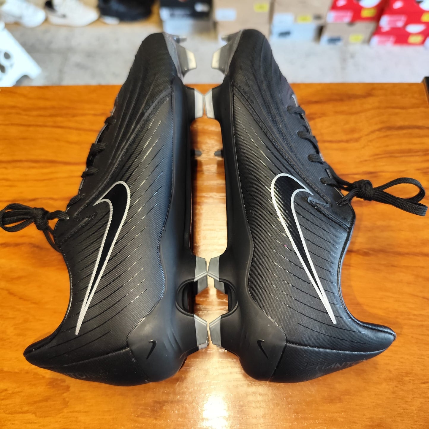 Talla 39 Nike Phantom GX II Academy FG/MG