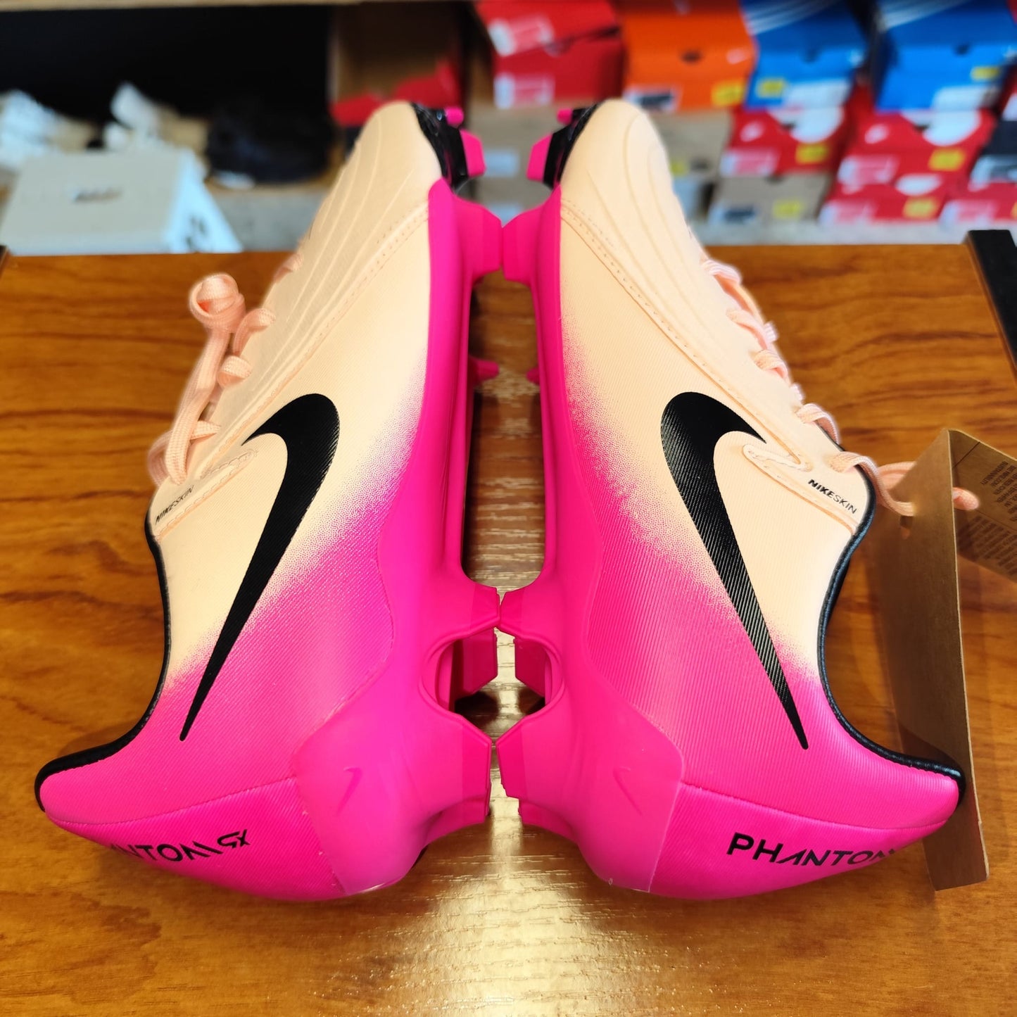 Talla 39 Nike Phantom GX II Academy FG/MG