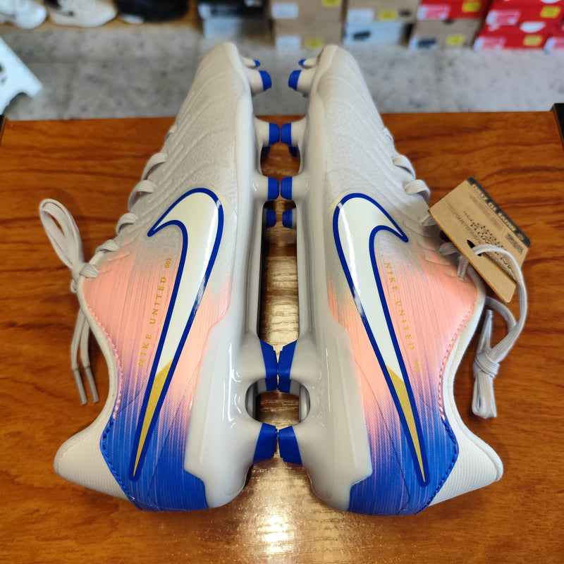 Talla 40 Nike Phantom GX II Academy FG/MG Nike