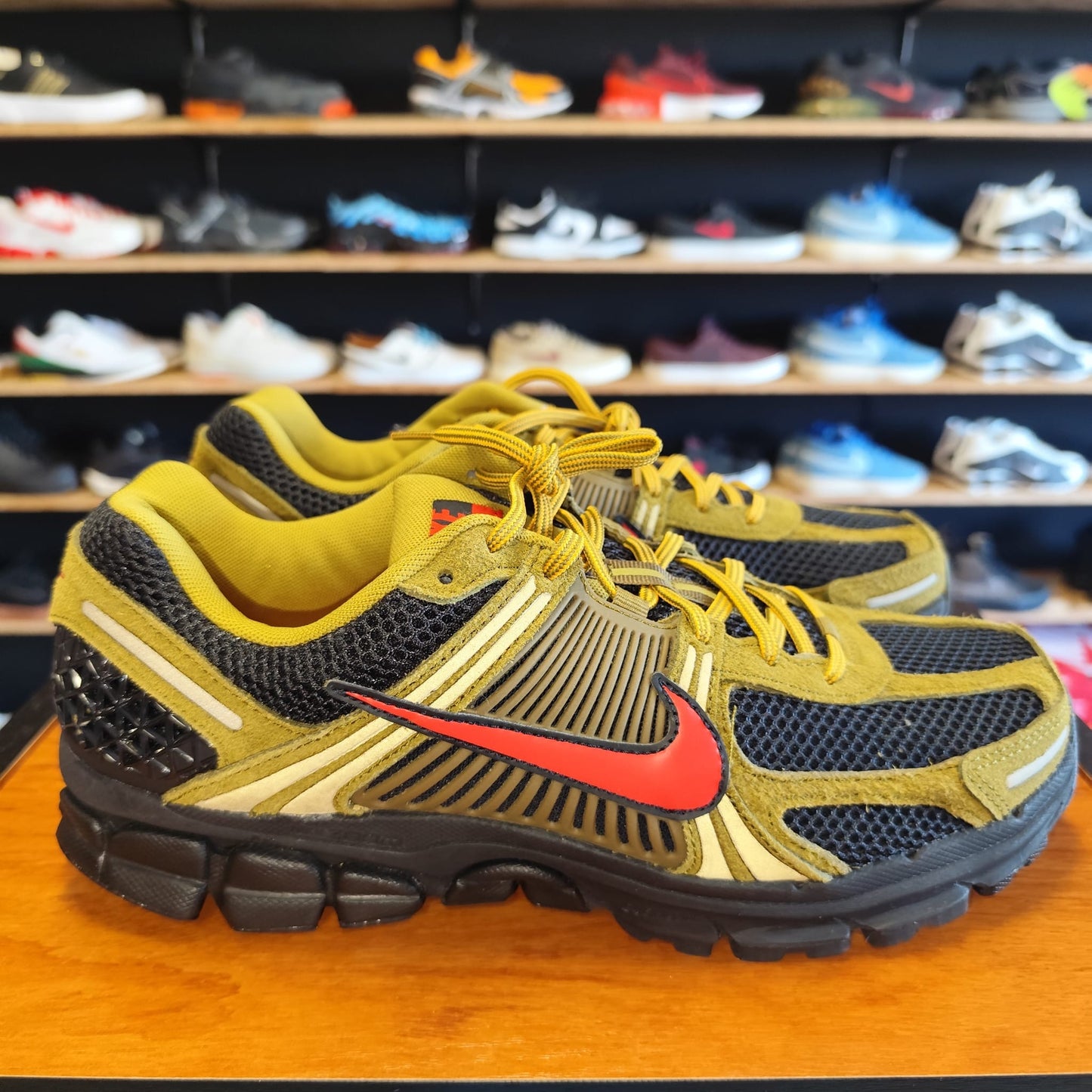 Talla 44.5 Vomero 5
