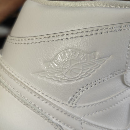 Talla 35.5 Jordan 1 Mid