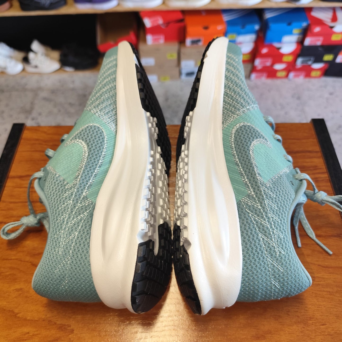 Talla 42 Nike Run Defy