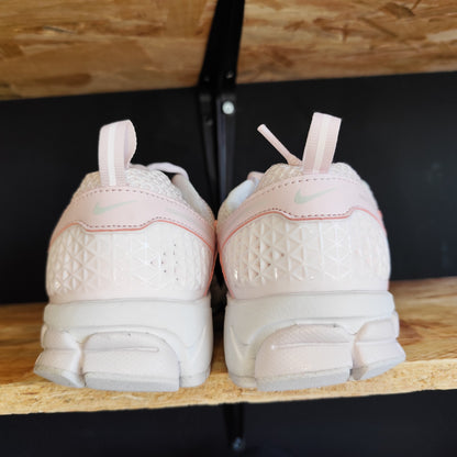 Talla 38 Nike Zoom Vomero 5 Nike