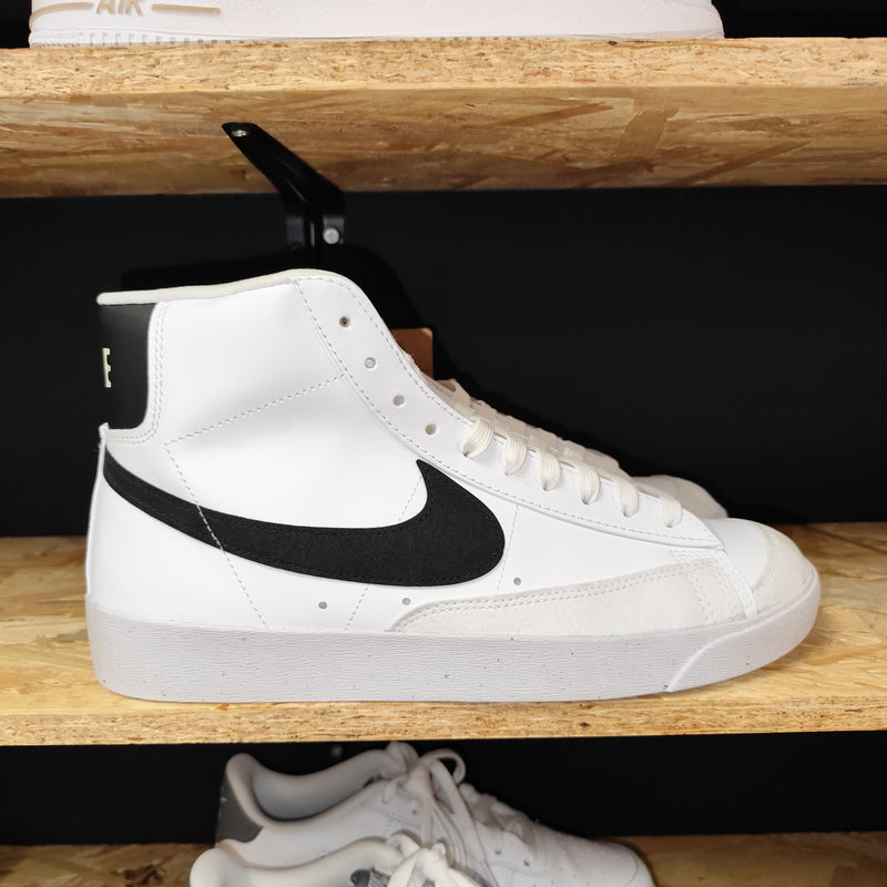 Talla 44.5 Blazer Mid 77 Nike