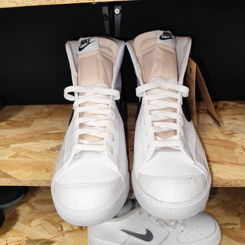 Talla 44.5 Blazer Mid 77 Nike