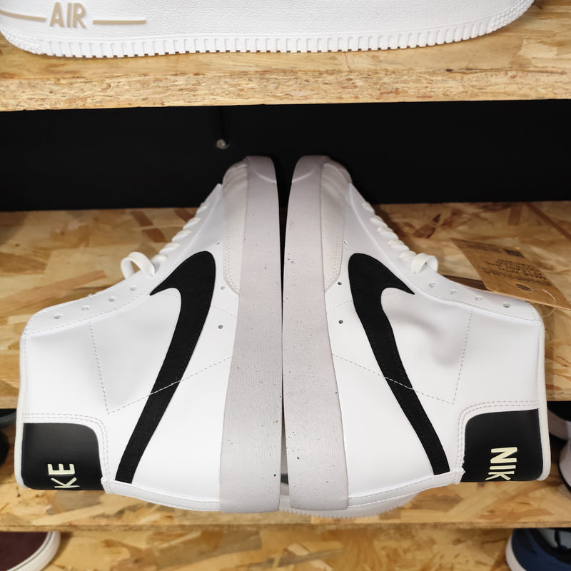 Talla 44.5 Blazer Mid 77 Nike