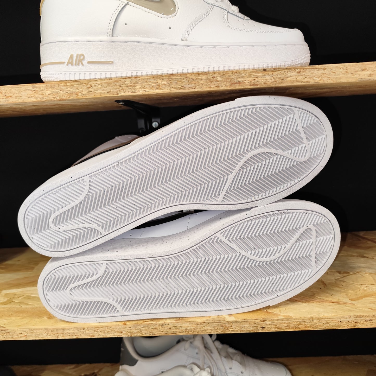 Talla 44.5 Blazer Mid 77