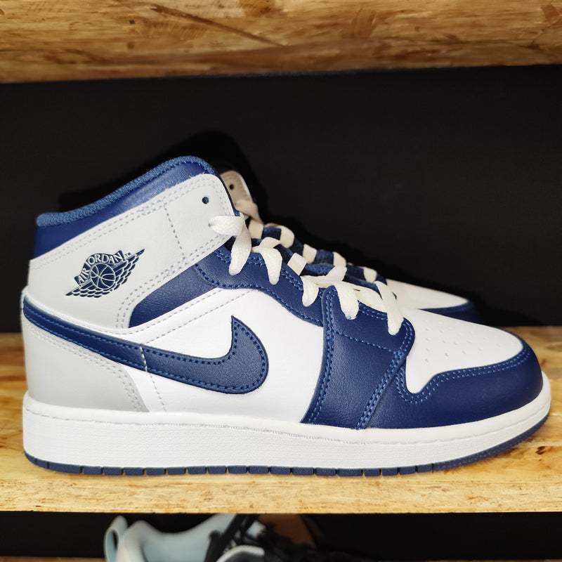 Talla 38 Jordan 1 Mid Nike