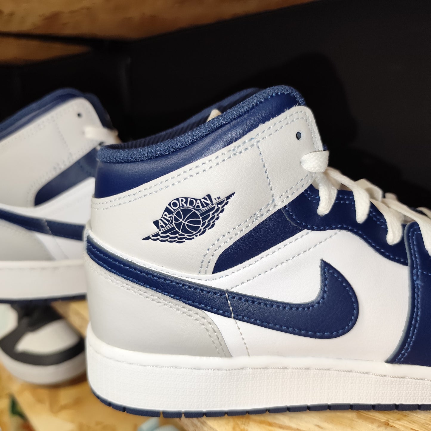 Talla 38 Jordan 1 Mid