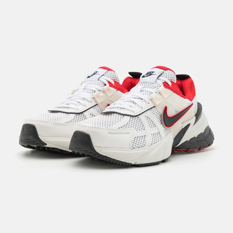 Talla 44.5 V2K Run Nike