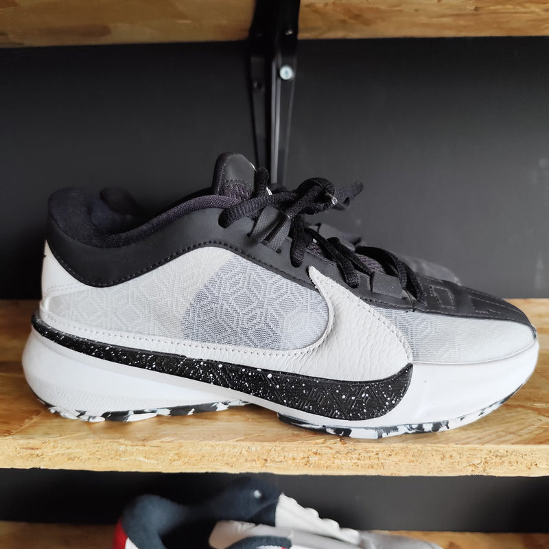 Talla 36 Oreo Freak 5 Nike 36Y EU - 23 cm