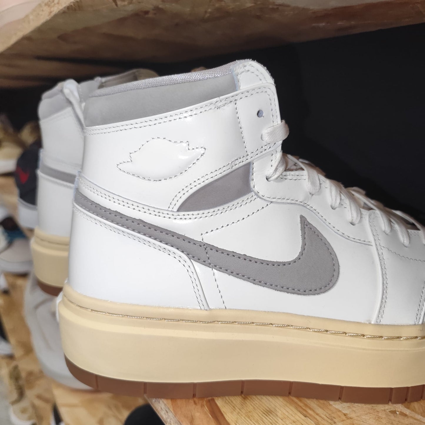 Talla 43 Jordan 1 Elevate