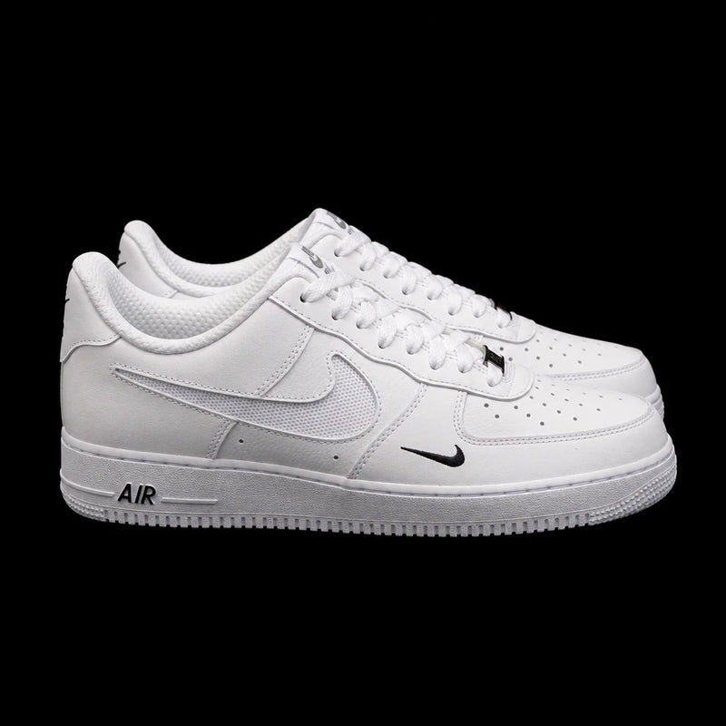 Talla 44 Nike AIR FORCE 1 '07 LV8 Nike