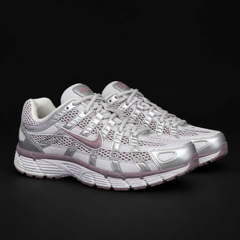 Talla 44.5 Nike P-6000 Nike