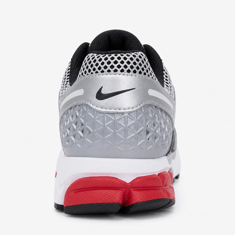 Talla 44 Nike ZOOM VOMERO 5 Nike