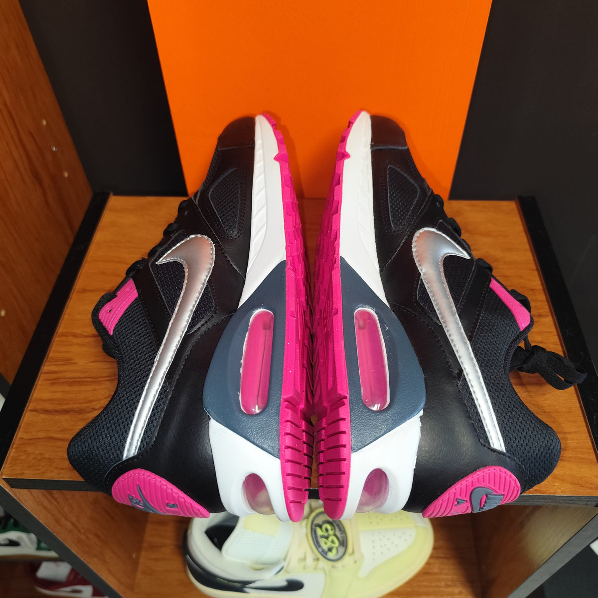 Talla 44 Air Max IVO