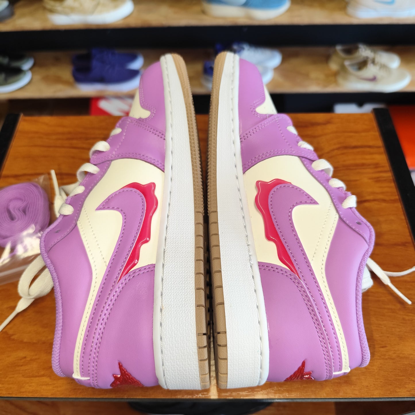 Talla 38.5 Jordan 1 Low Edición Especial