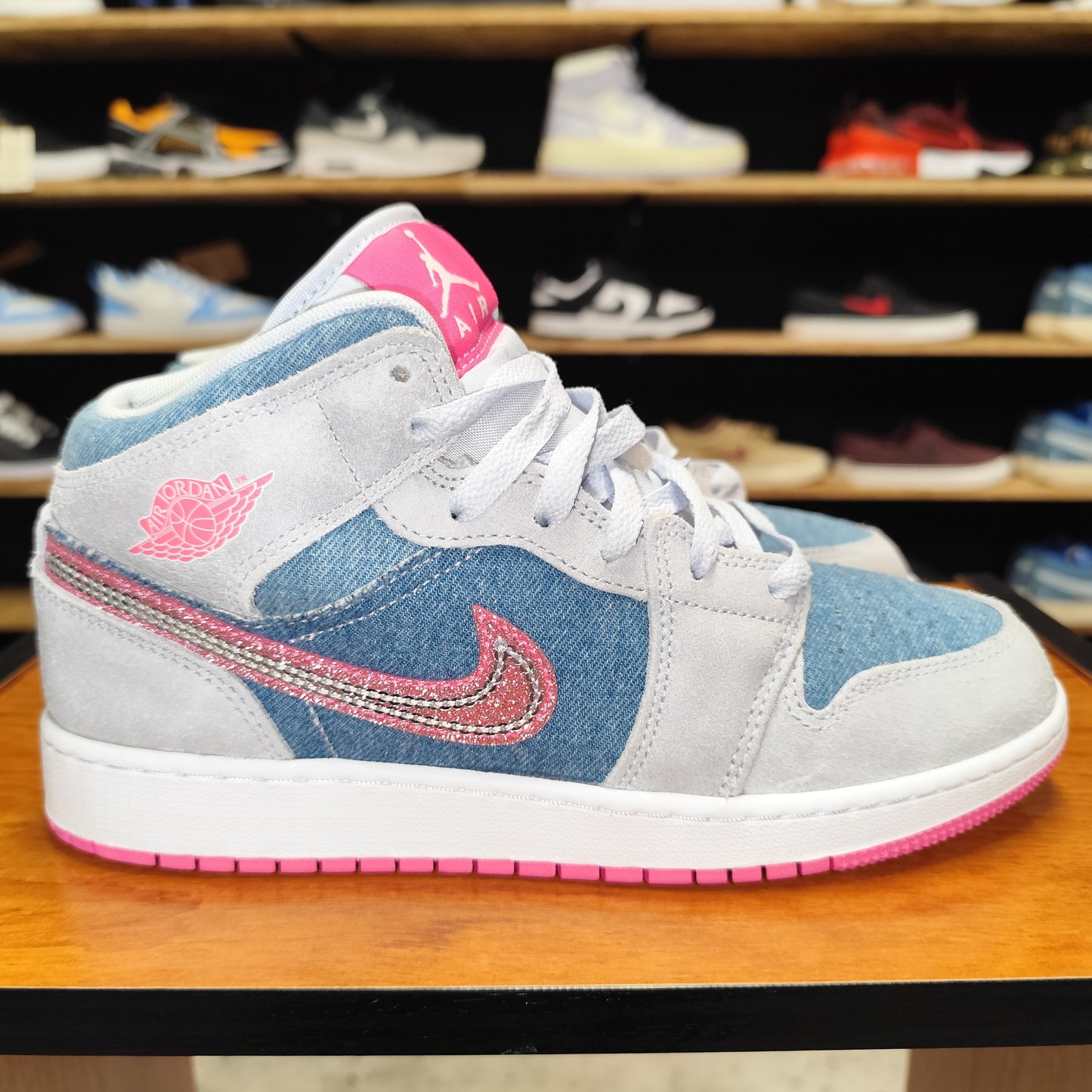 Talla 39 Jordan 1 Mid