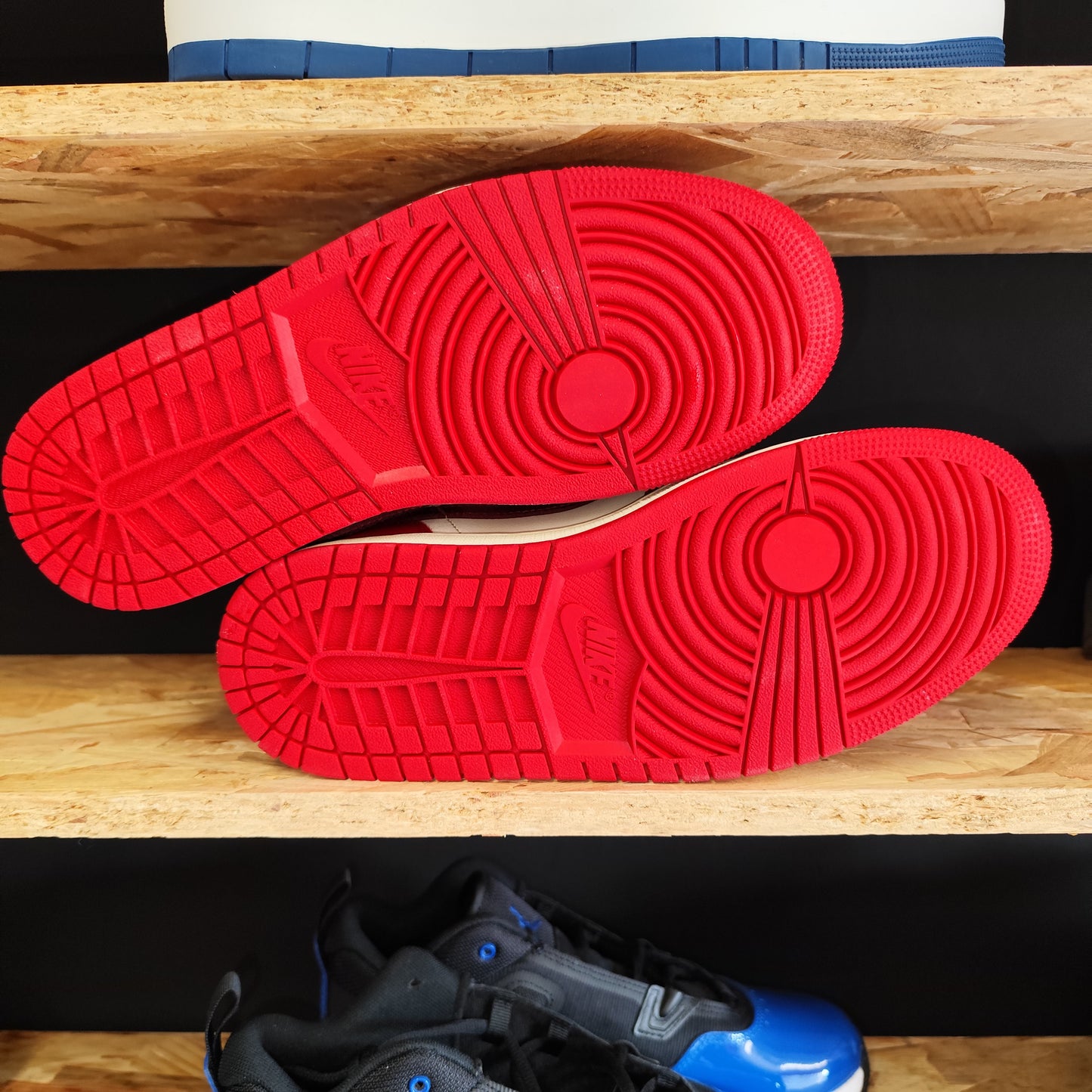 Talla 38.5 Jordan 1 Mid