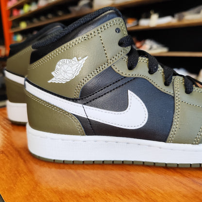 Talla 36 Jordan 1 Mid