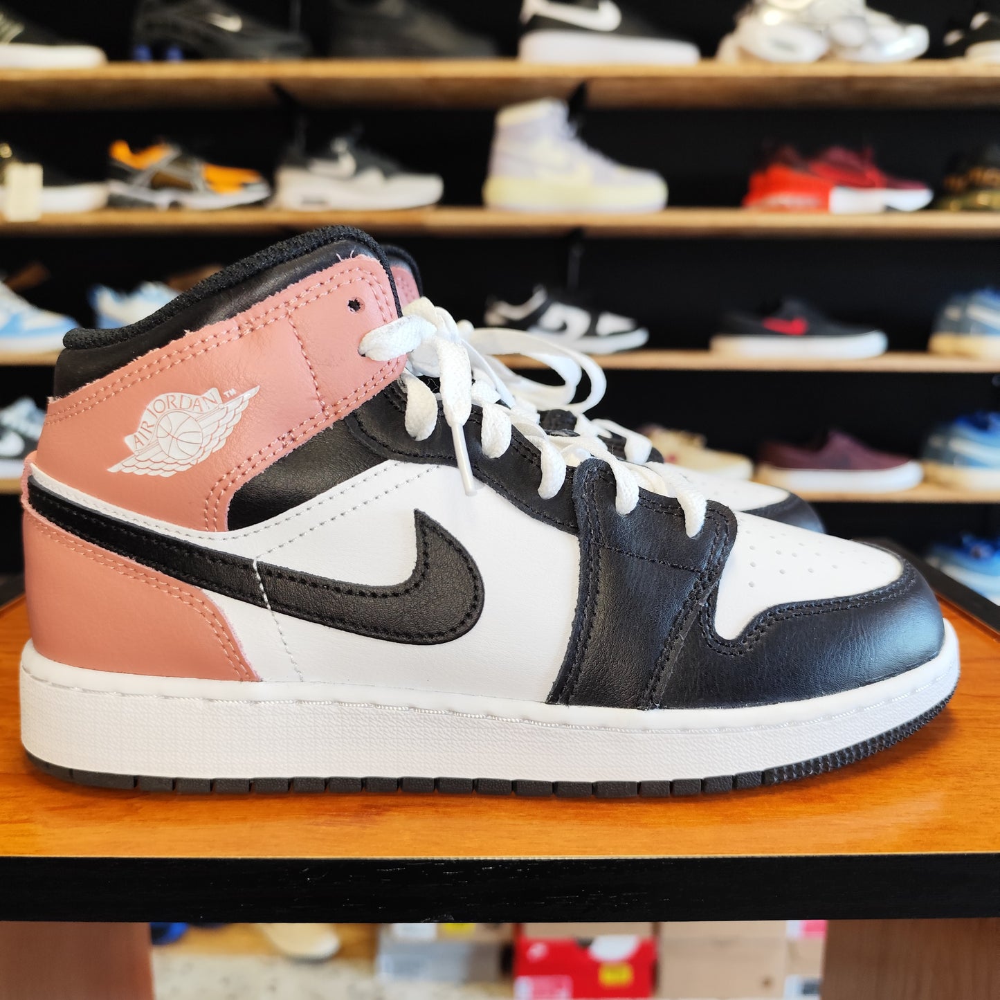 Talla 38 Jordan 1 Mid