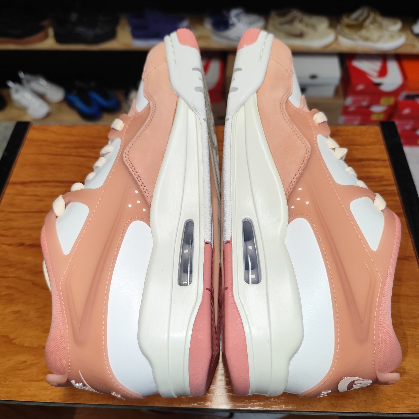 Talla 42 Jordan 4RM