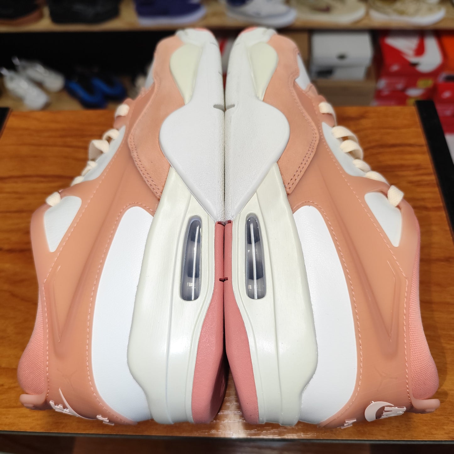 Talla 42 Jordan 4RM