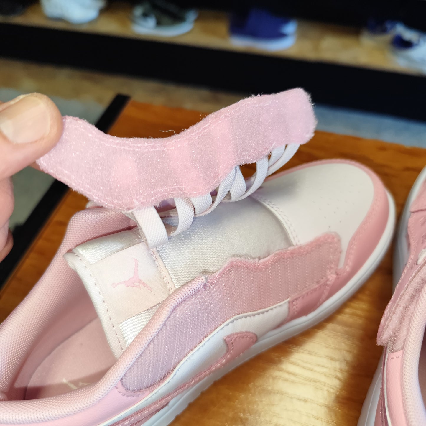 Talla 35Y Jordan 1 Low
