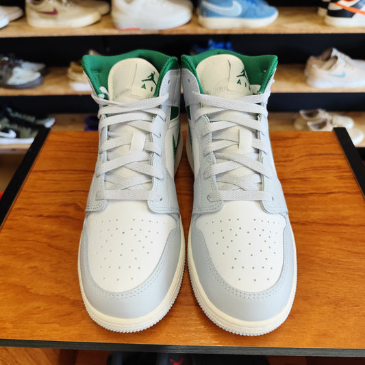 Talla 40 Jordan 1 Mid