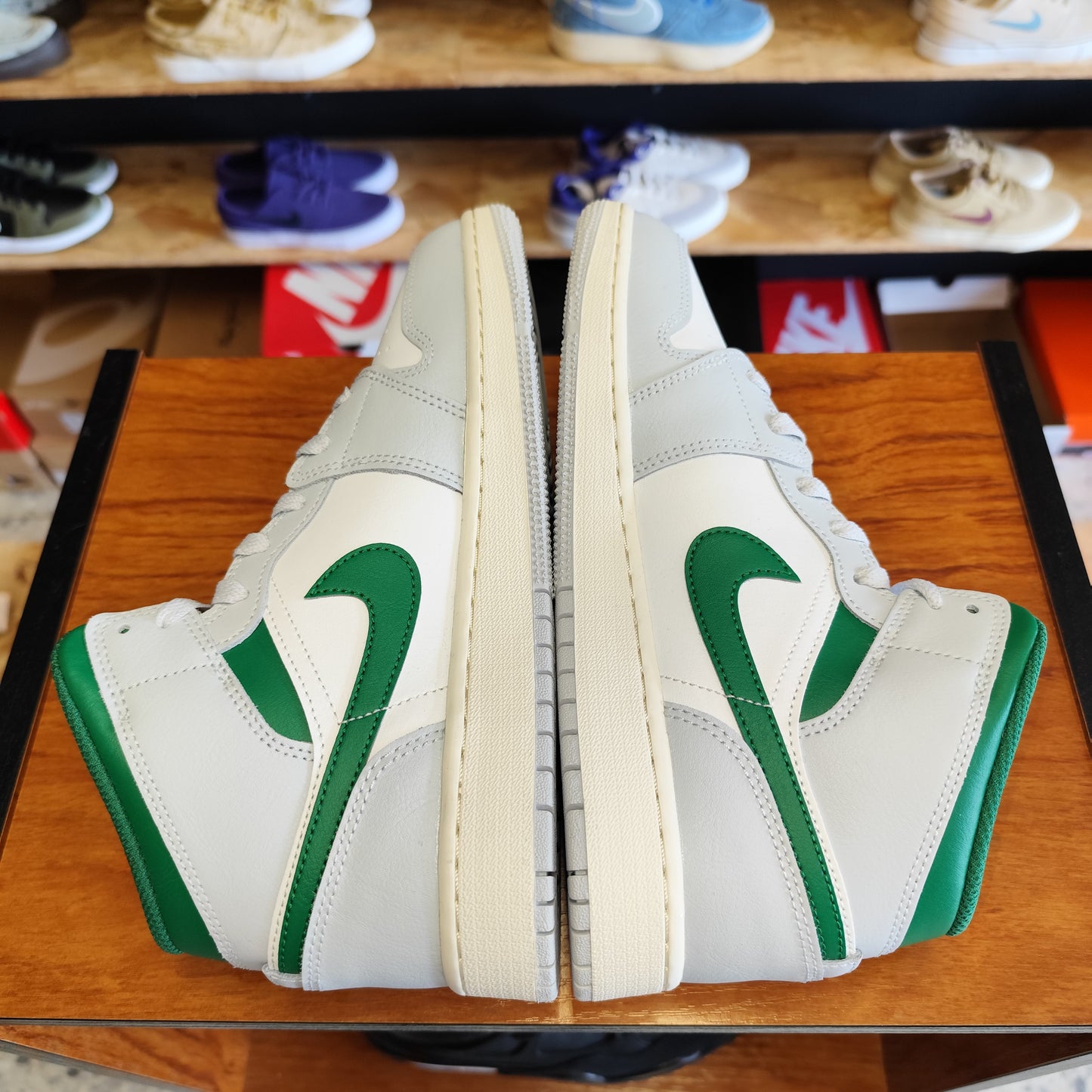 Talla 40 Jordan 1 Mid