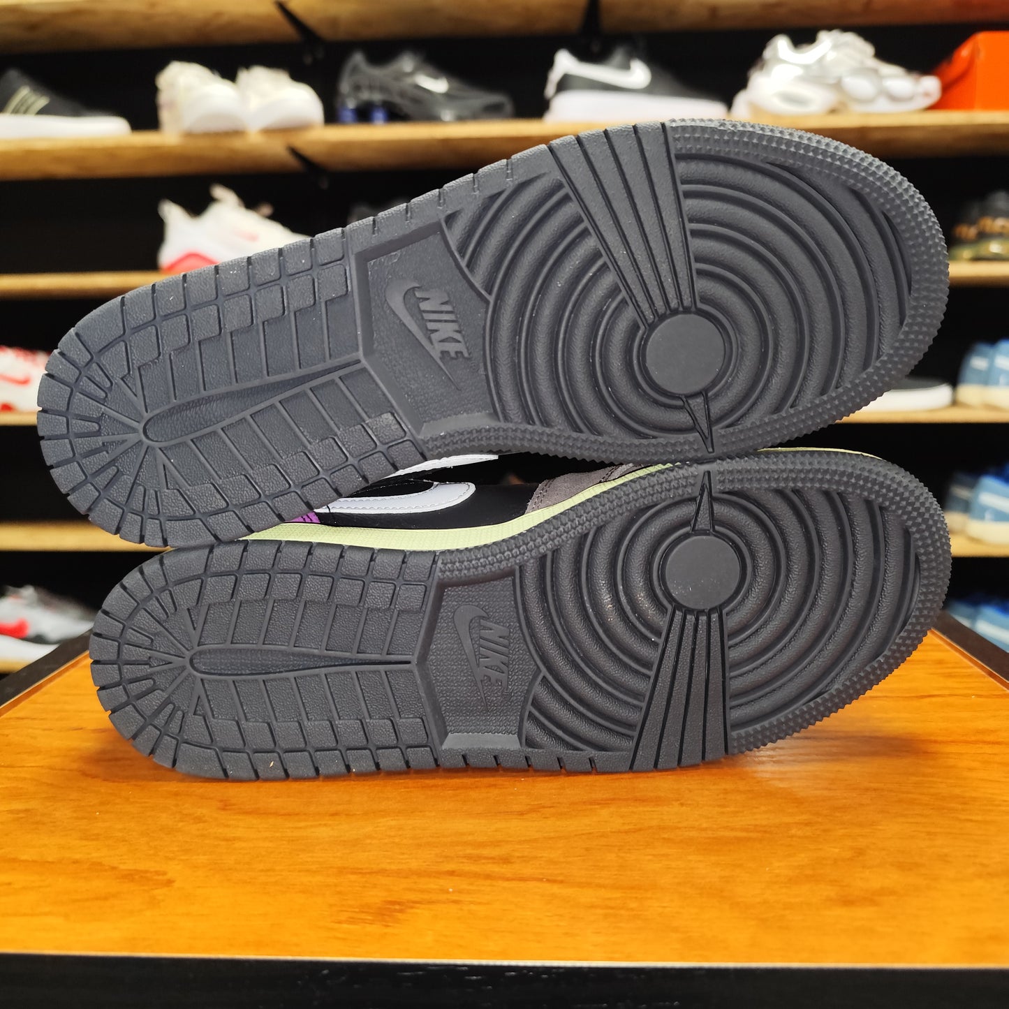 Talla 38Jordan 1 Low Edición Especial