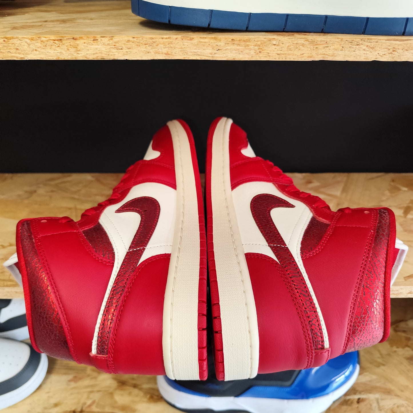 Talla 38.5 Jordan 1 Mid