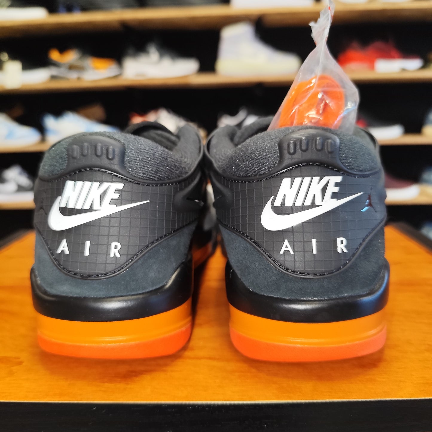 Talla 40Y Jordan 4RM