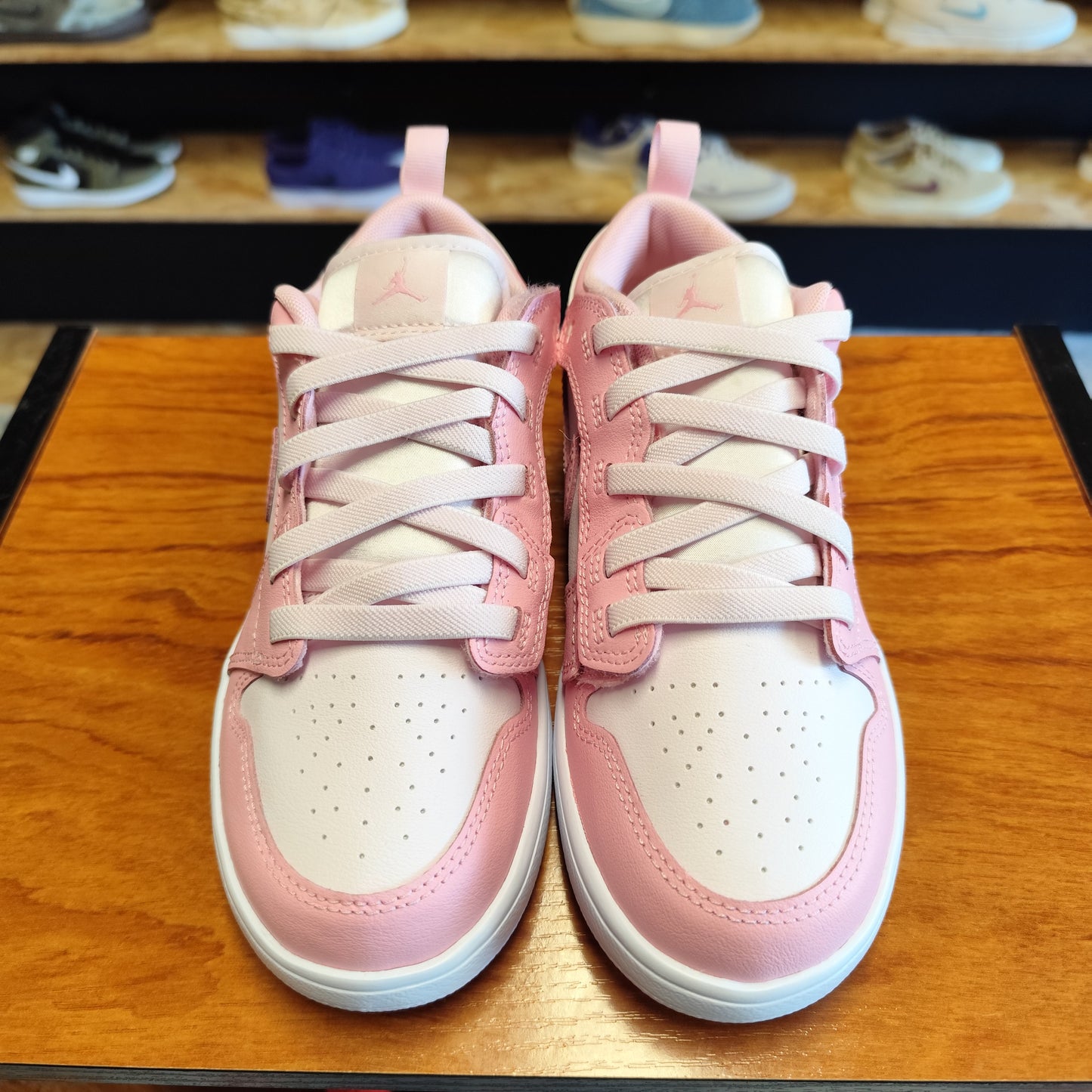 Talla 35Y Jordan 1 Low