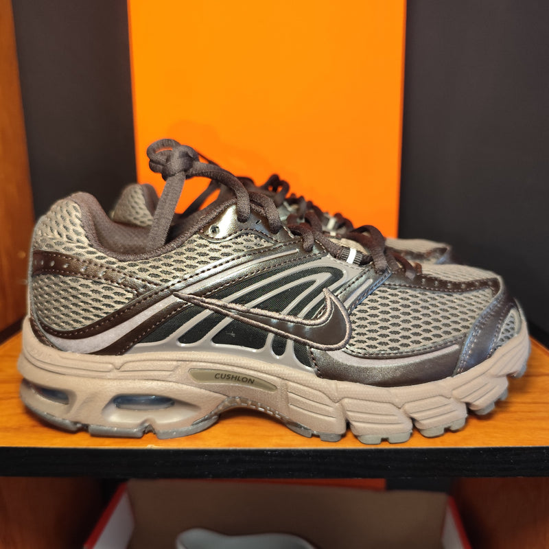 Talla 41 Air Max Moto 2K Nike