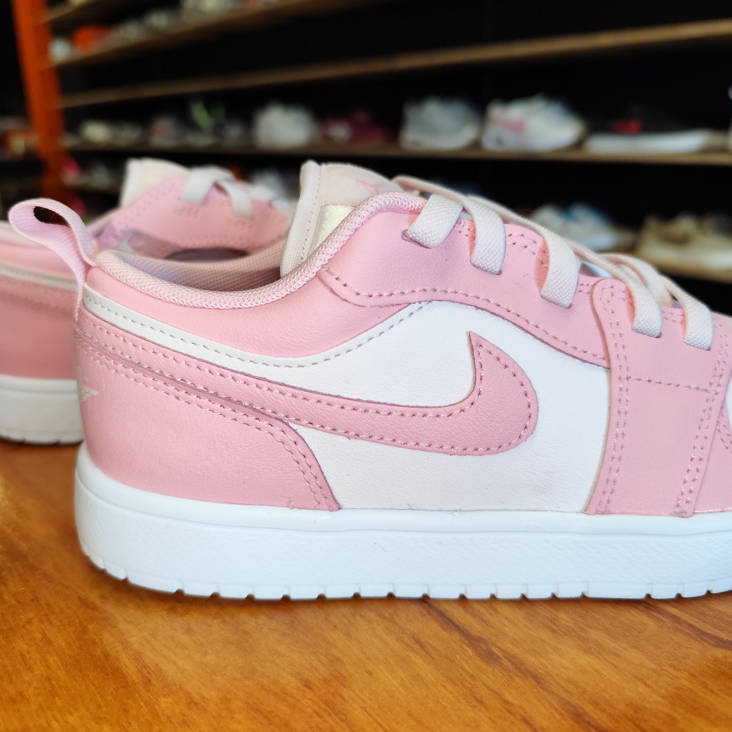 Talla 35Y Jordan 1 Low