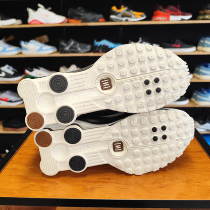 Talla 37.5 Shox R4