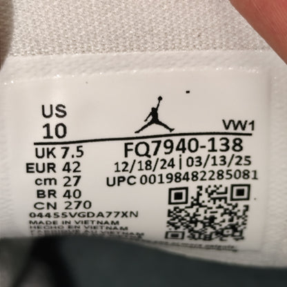 Talla 42 Jordan 4RM