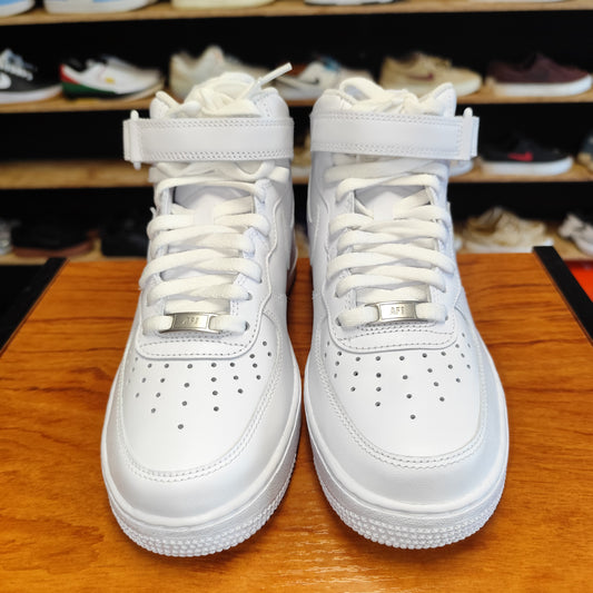 Talla 40 Nike Air Force 1 Mid