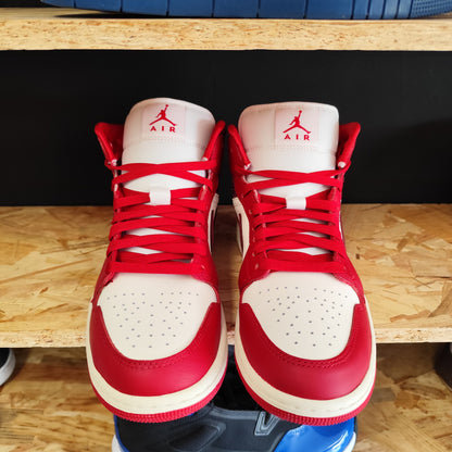 Talla 38.5 Jordan 1 Mid