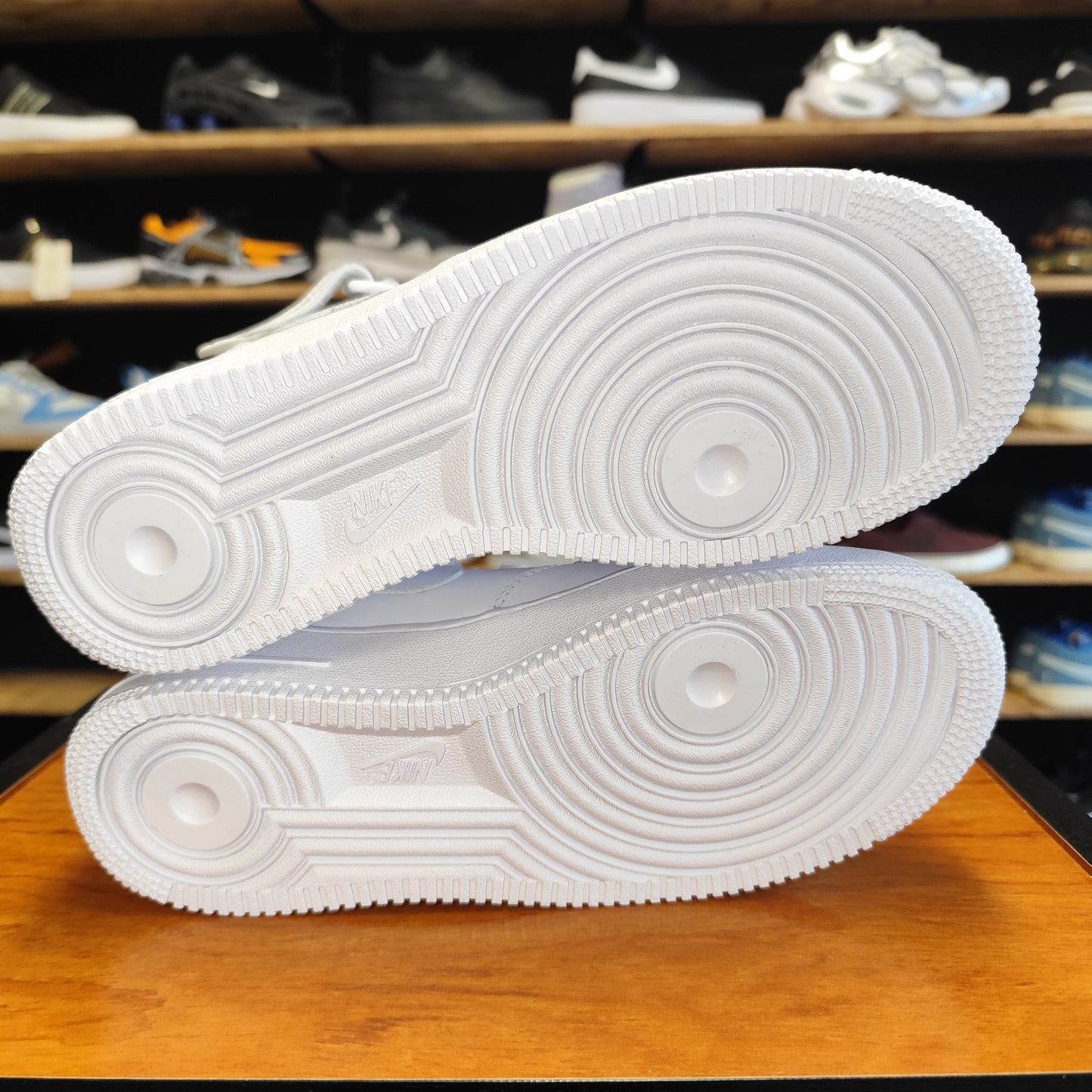Talla 40 Nike Air Force 1 Mid